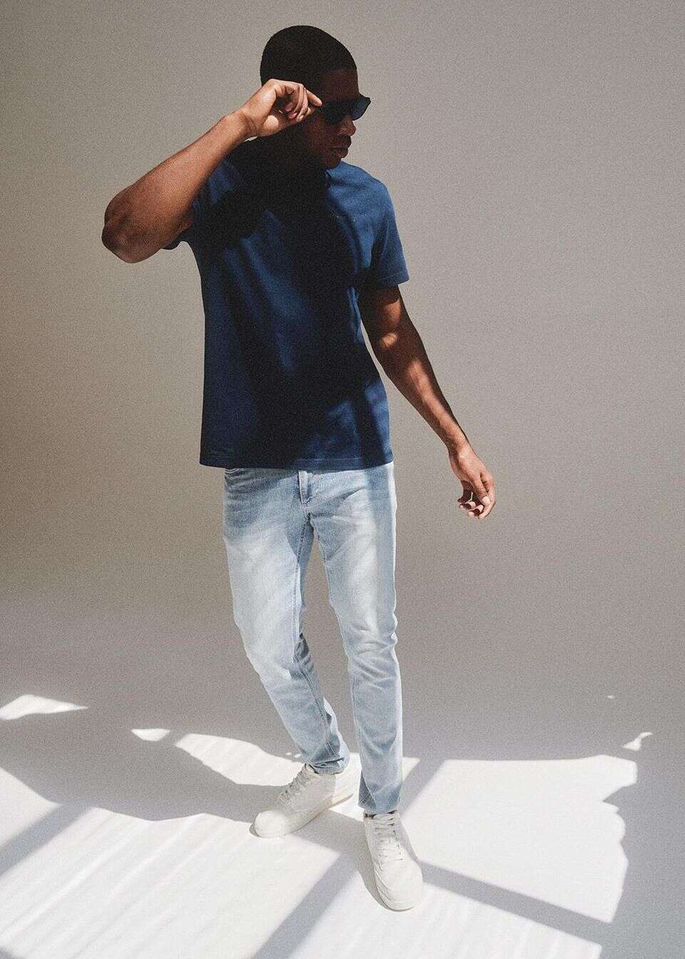 Jeansy o dopasowanym kroju SKINNY FIT