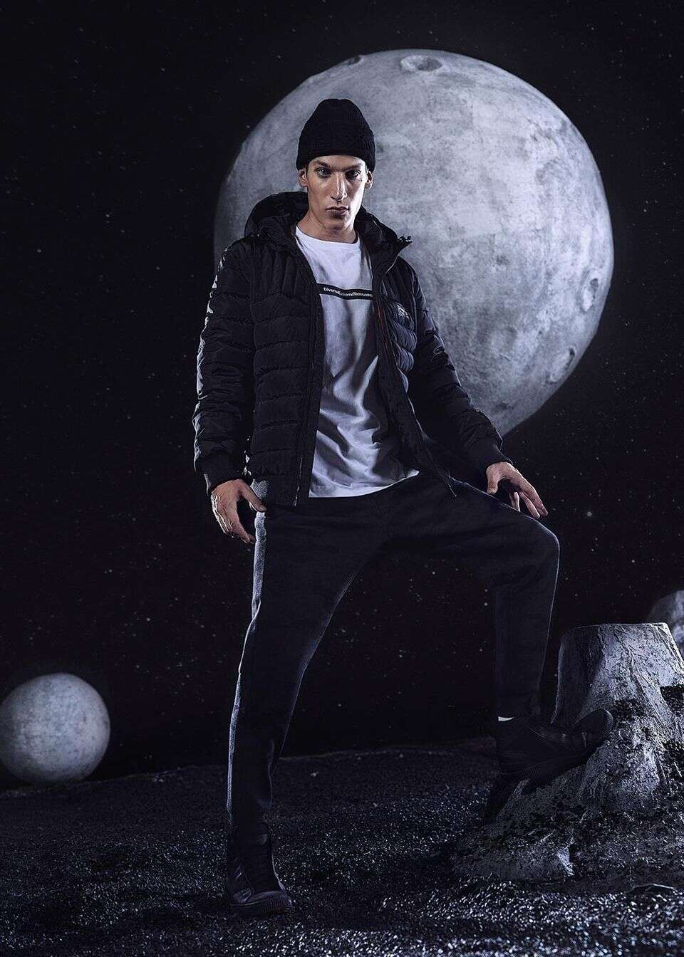 Pikowana kurtka z kapturem