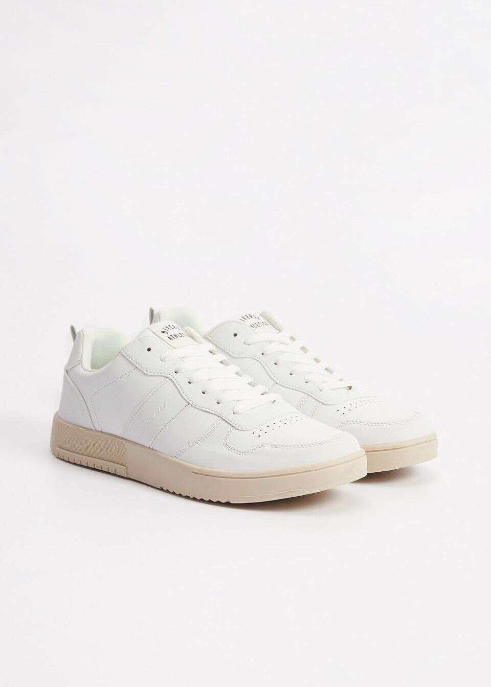 Białe sportowe buty męskie