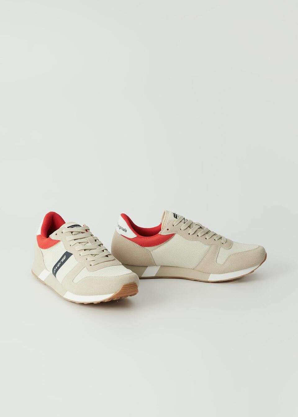 Beżowe męskie buty sportowe