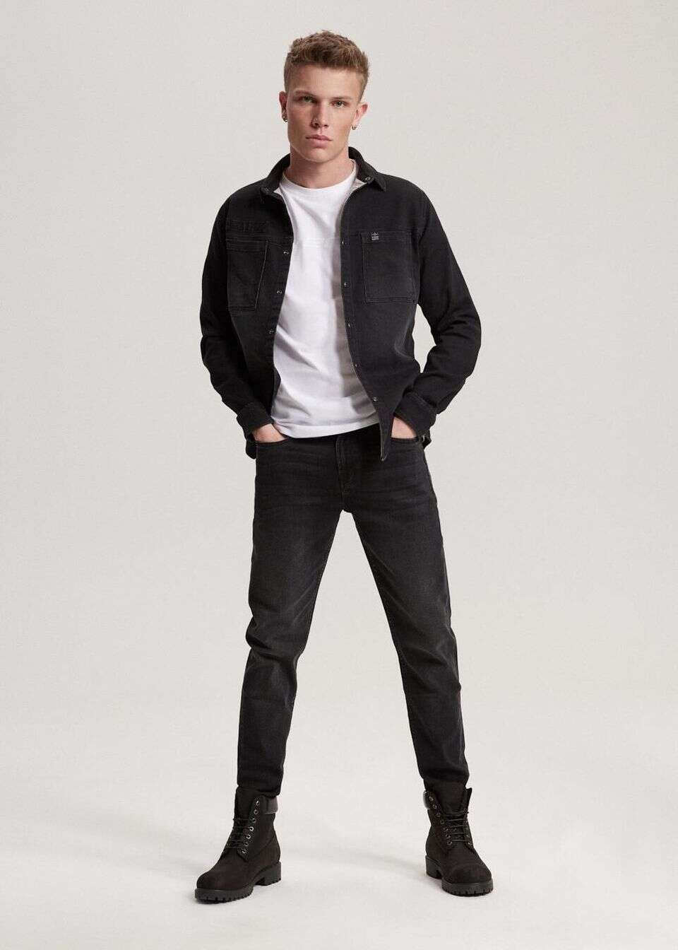 Jeansy slim fit