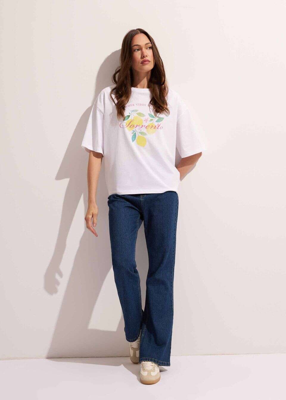 Damski bawełniany luźny T-shirt z nadrukiem