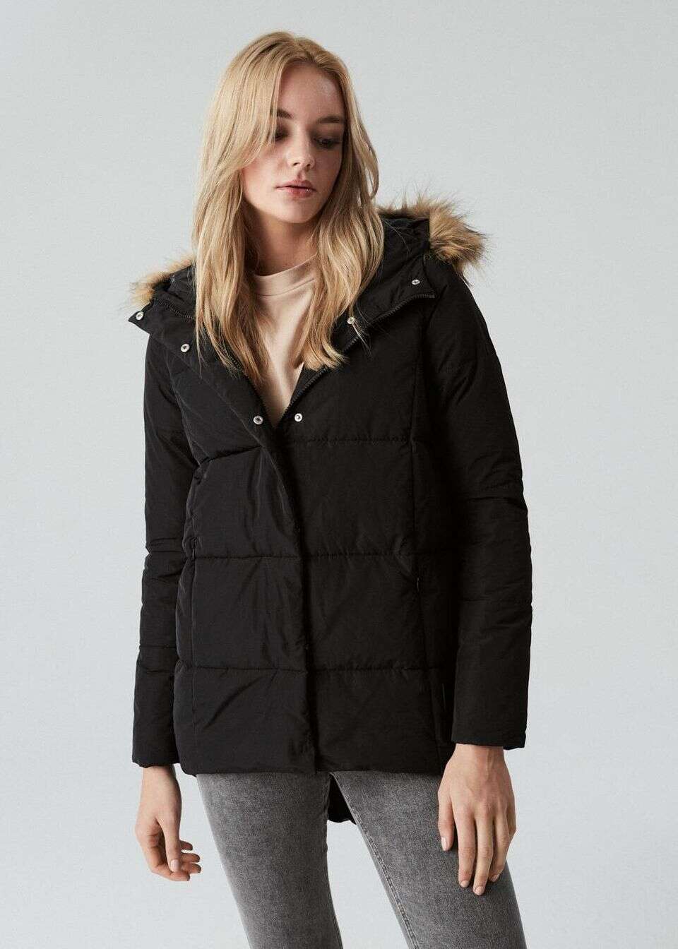 Pikowana parka z kapturem